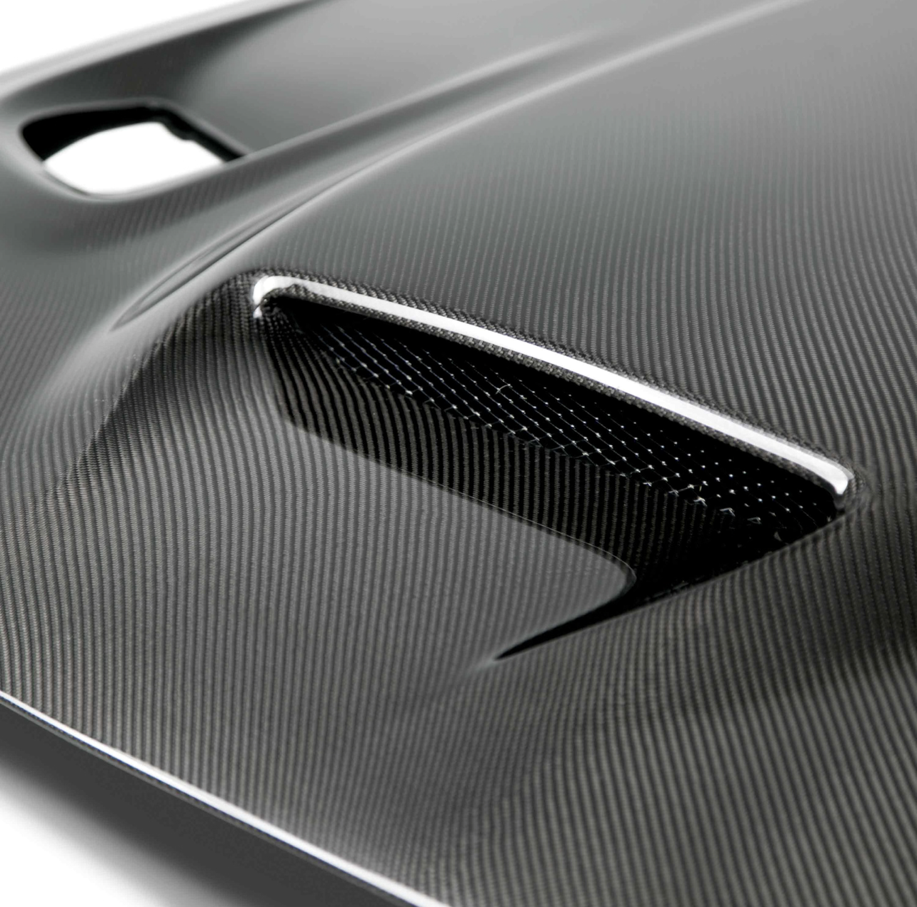 carbon fiber hood for 2015-2019 Dodge Challenger Hellcat